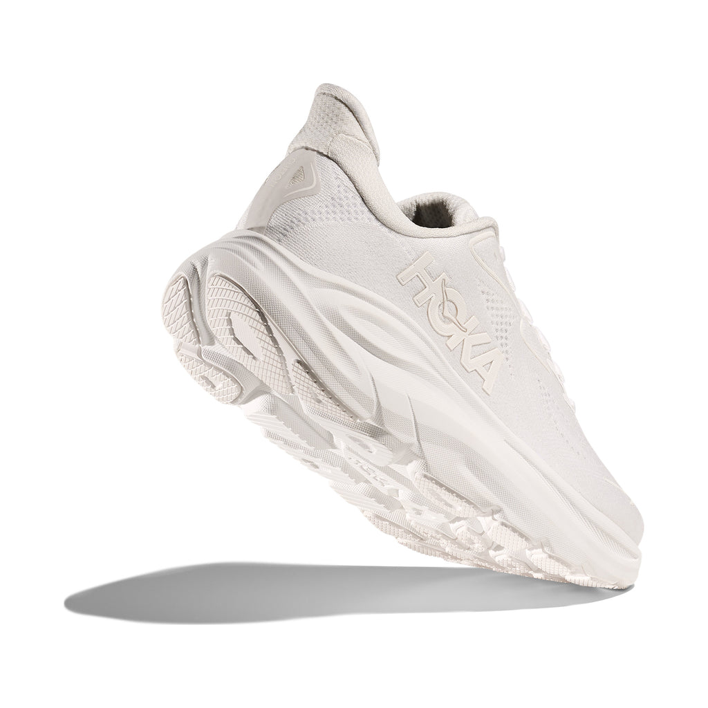 Clifton 10 — White / White
