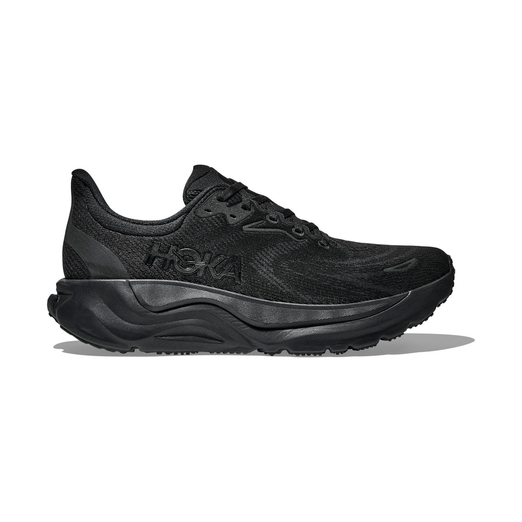 Arahi 8 — Black / Black