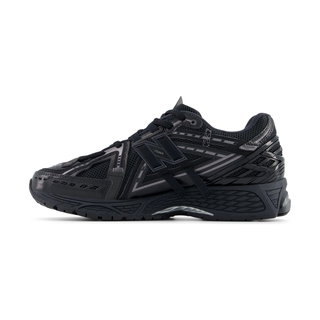 1906A Refined Future — Black/Dark Silver Metallic/Phantom