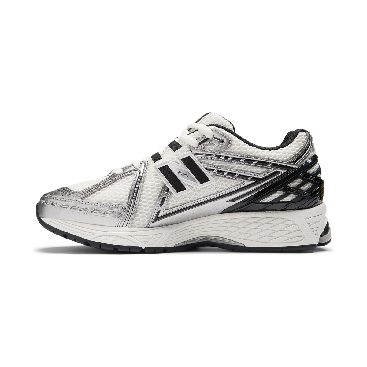 1906R — Silver Metallic/Black/Sea Salt