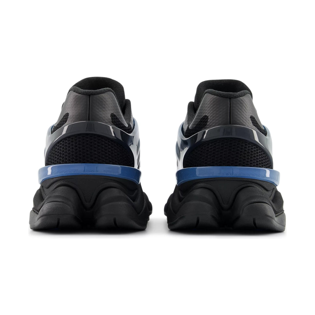 9060 TPU Cage — Sea Stone/Black