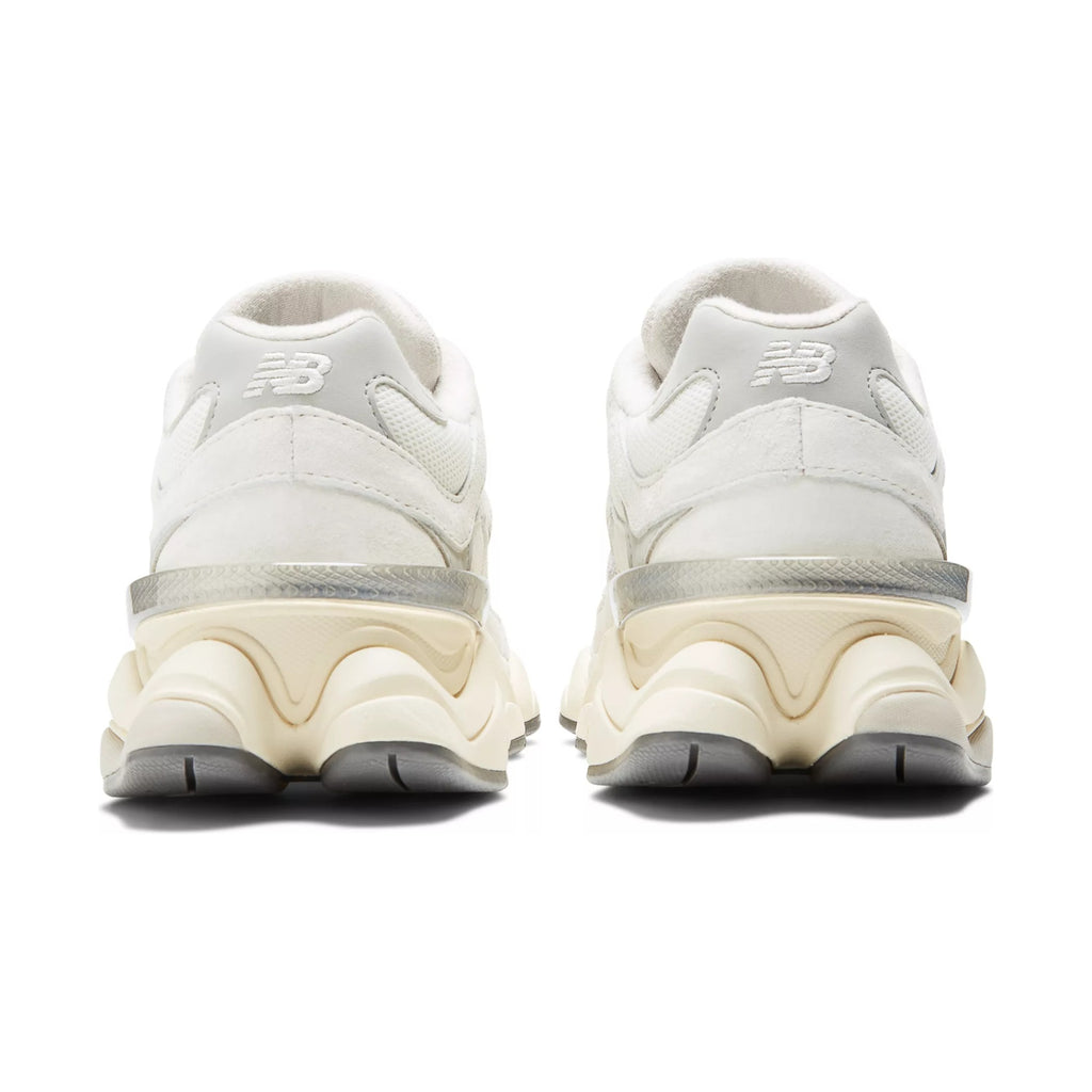 9060 — Sea Salt/Concrete/Silver Metallic