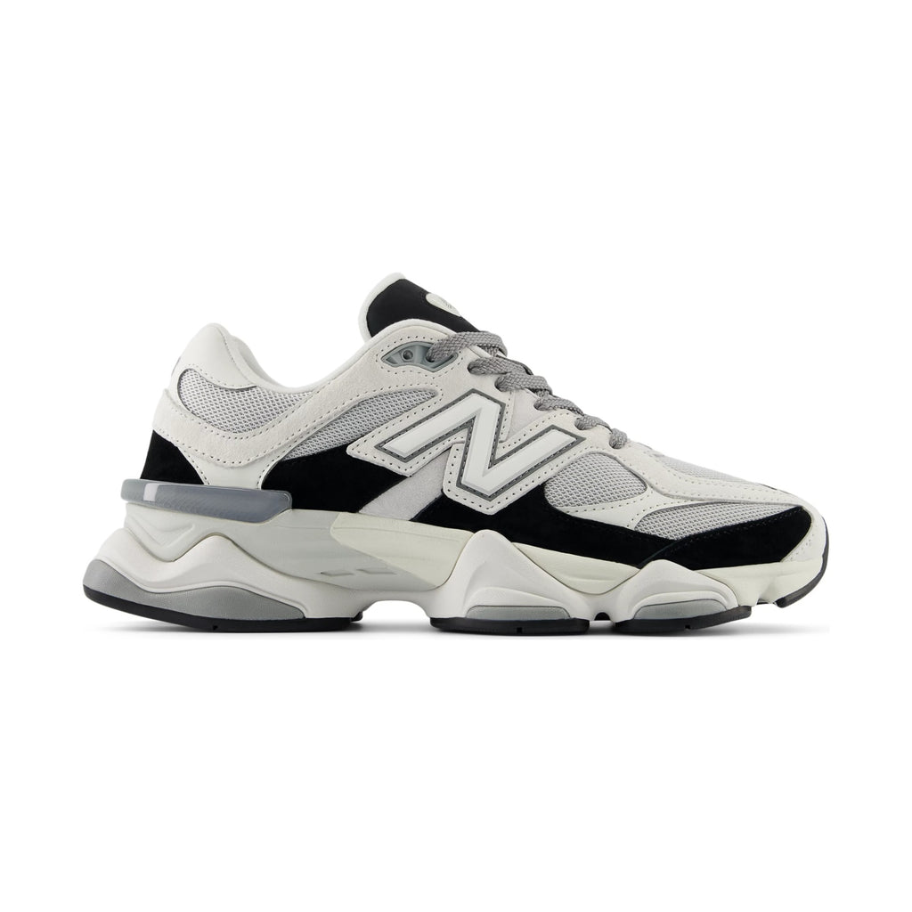 9060 — Reflection/Black/Grey