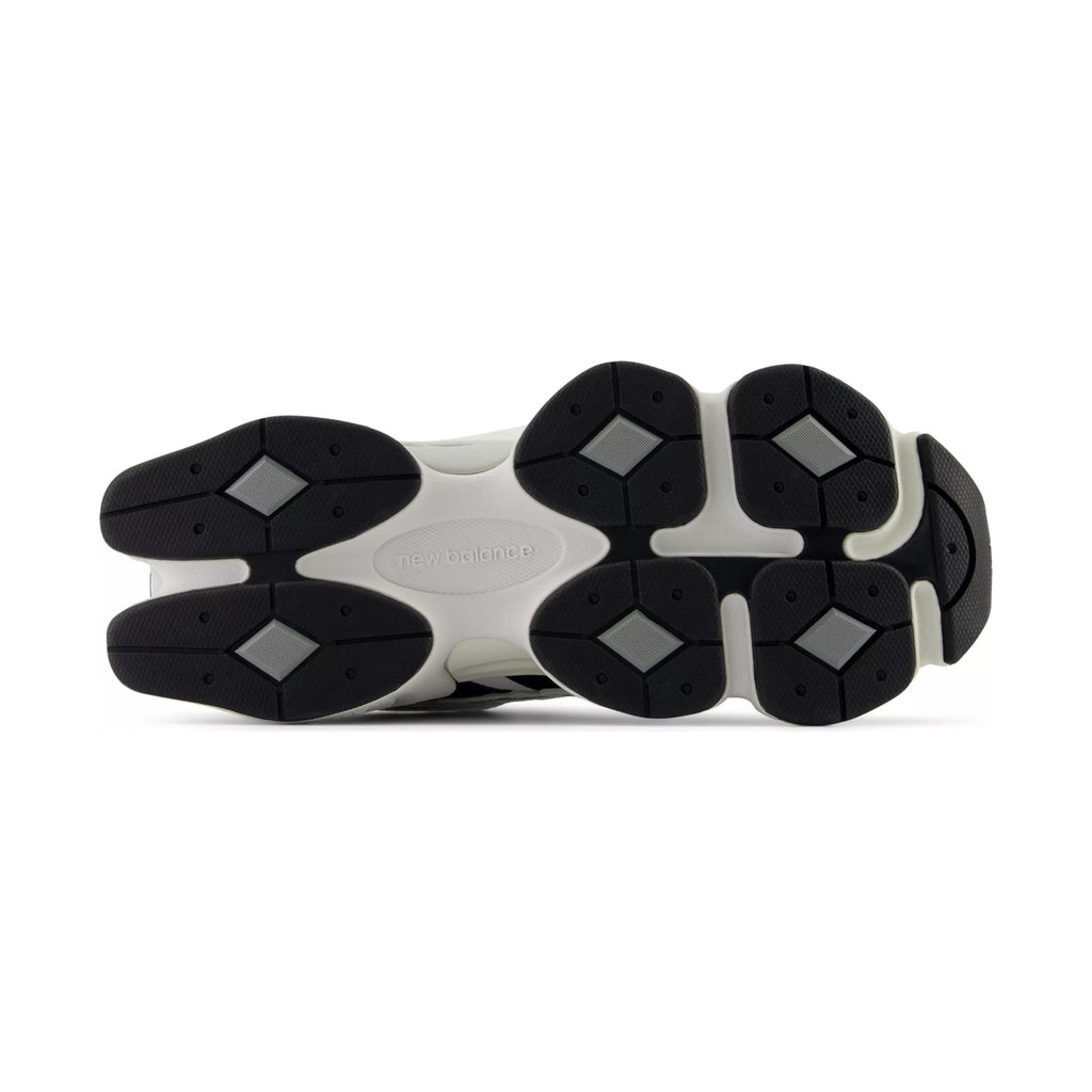 9060 — Reflection/Black/Grey
