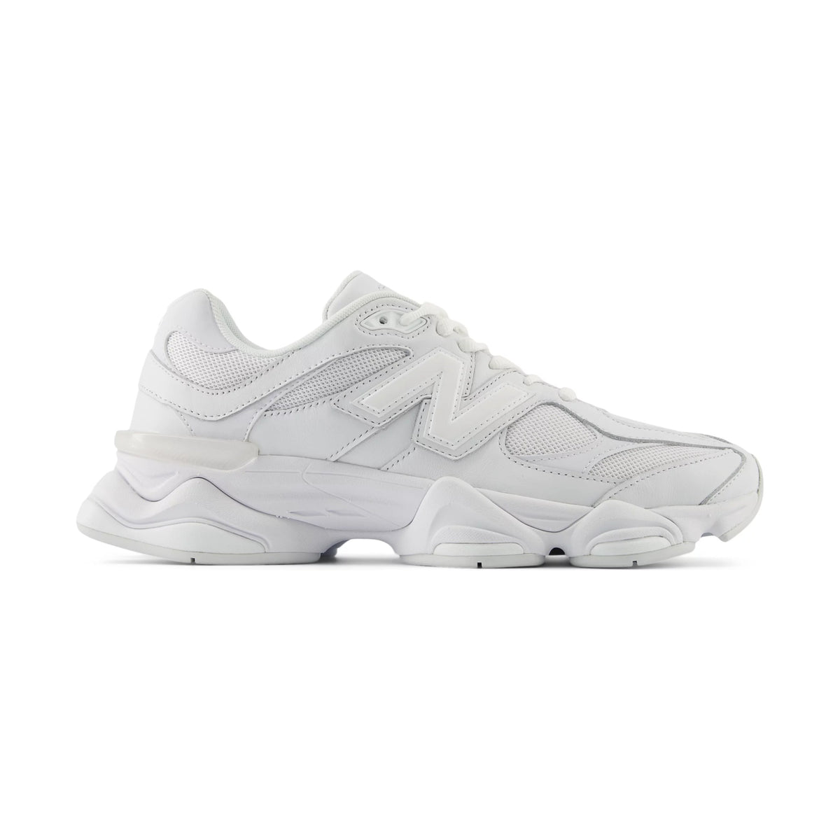 9060 — Triple White