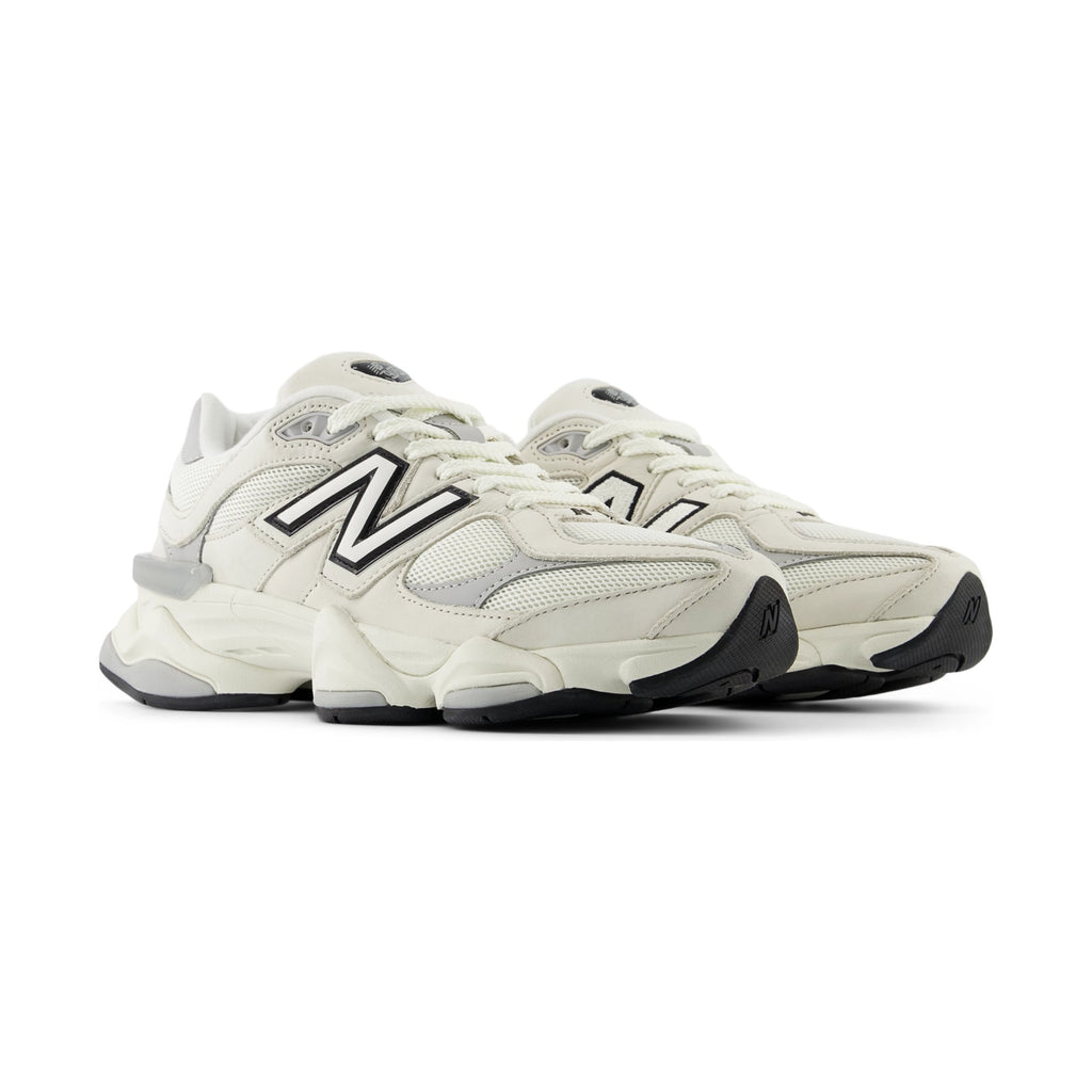 9060 — Sea Salt/Raincloud/Black