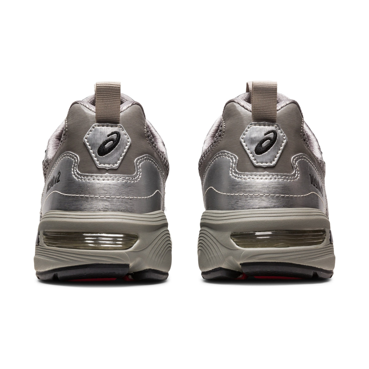 Freja Wewer x GEL-1090v2 — Clay Grey/Pure Silver